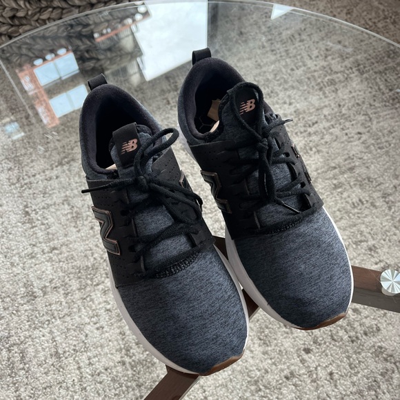 New Balance Black/Dark Grey Athletic Running Athleisure Casual Sneakers Size 9 - Picture 7 of 11